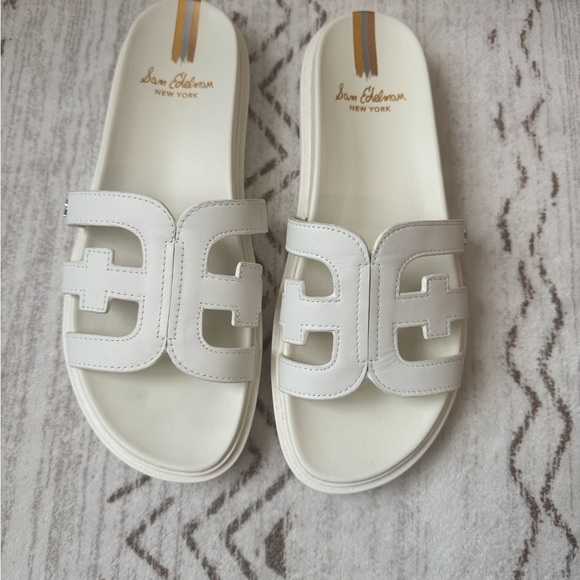 Sam Edelman Women's Slide Sandals - Picture 14 of 14